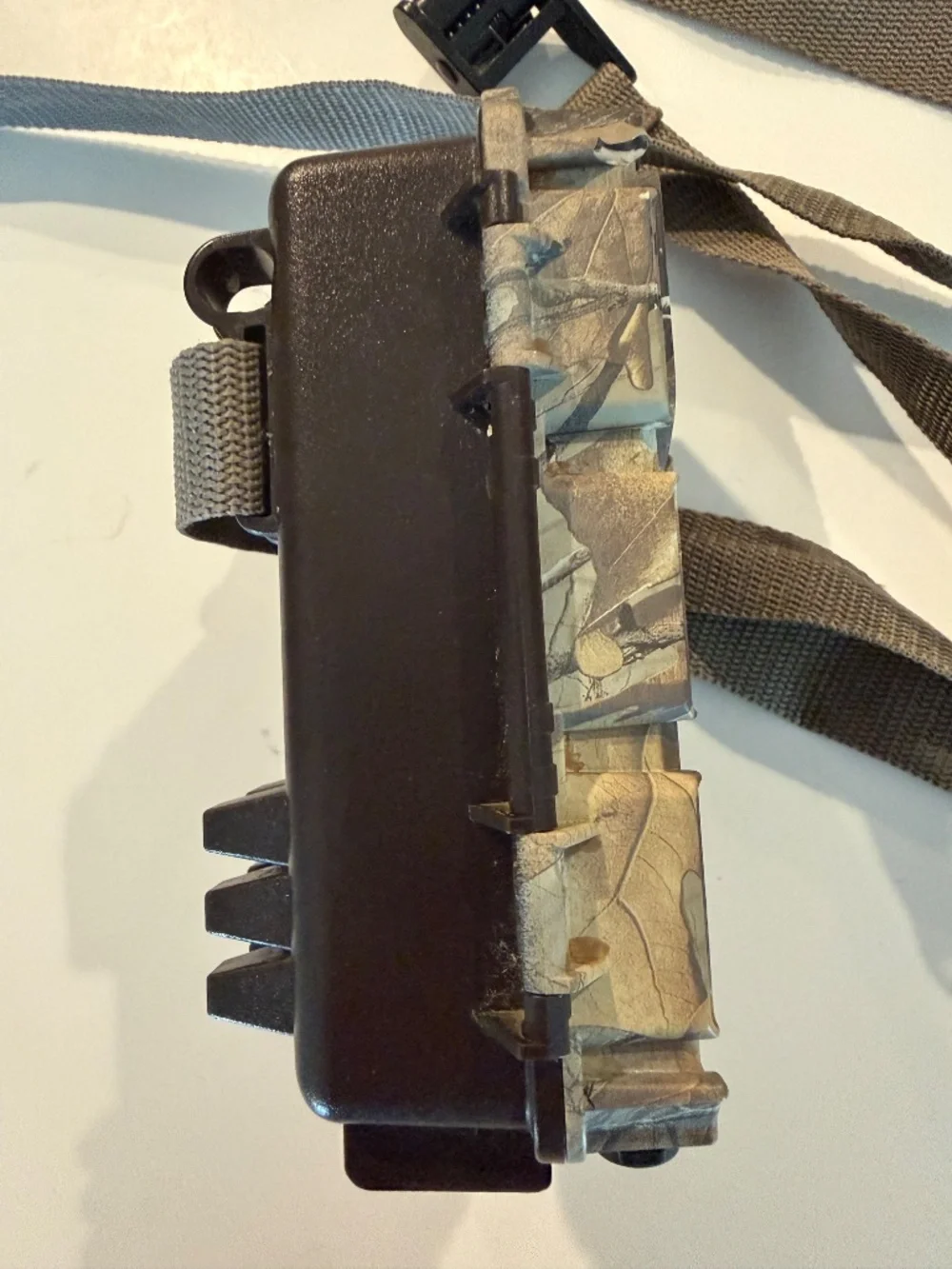 BUSHNELL Trophy Cam HD Aggressor 14MP Low-Glow